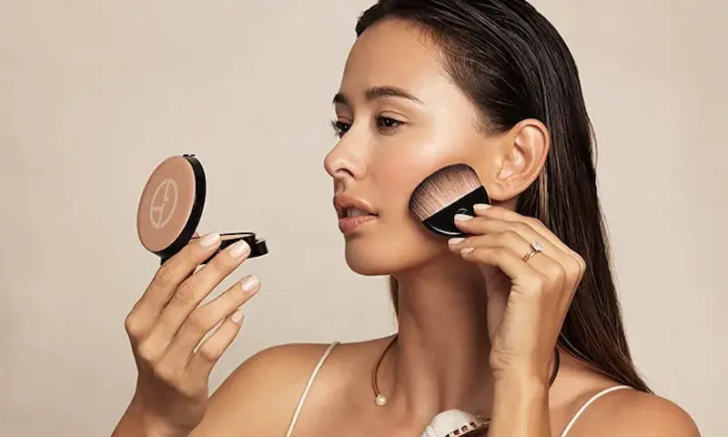 Smoky Eyes pasul 1 — bază și estompare ușoară